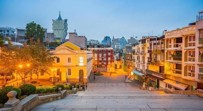 Man Va Hotel Macau 2*,